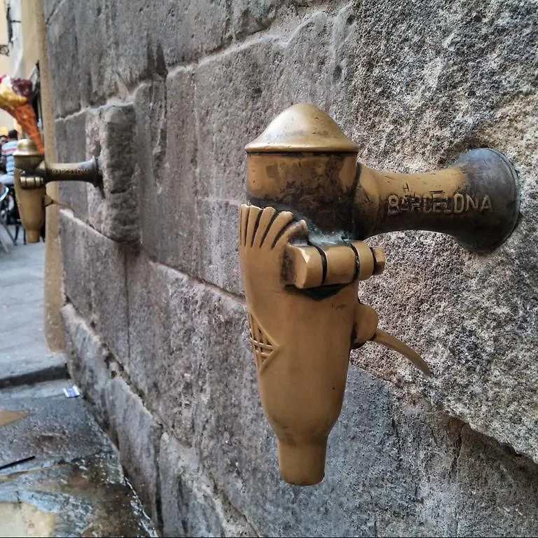 Hostal Lesseps Barcelona