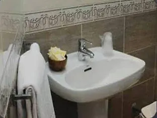 ** Vendégház Hostal Lesseps Barcelona Spanyolország