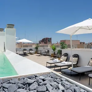 https://limehome-sevilla-calle-torcuato-luca-de-tena.es-andalucia.com