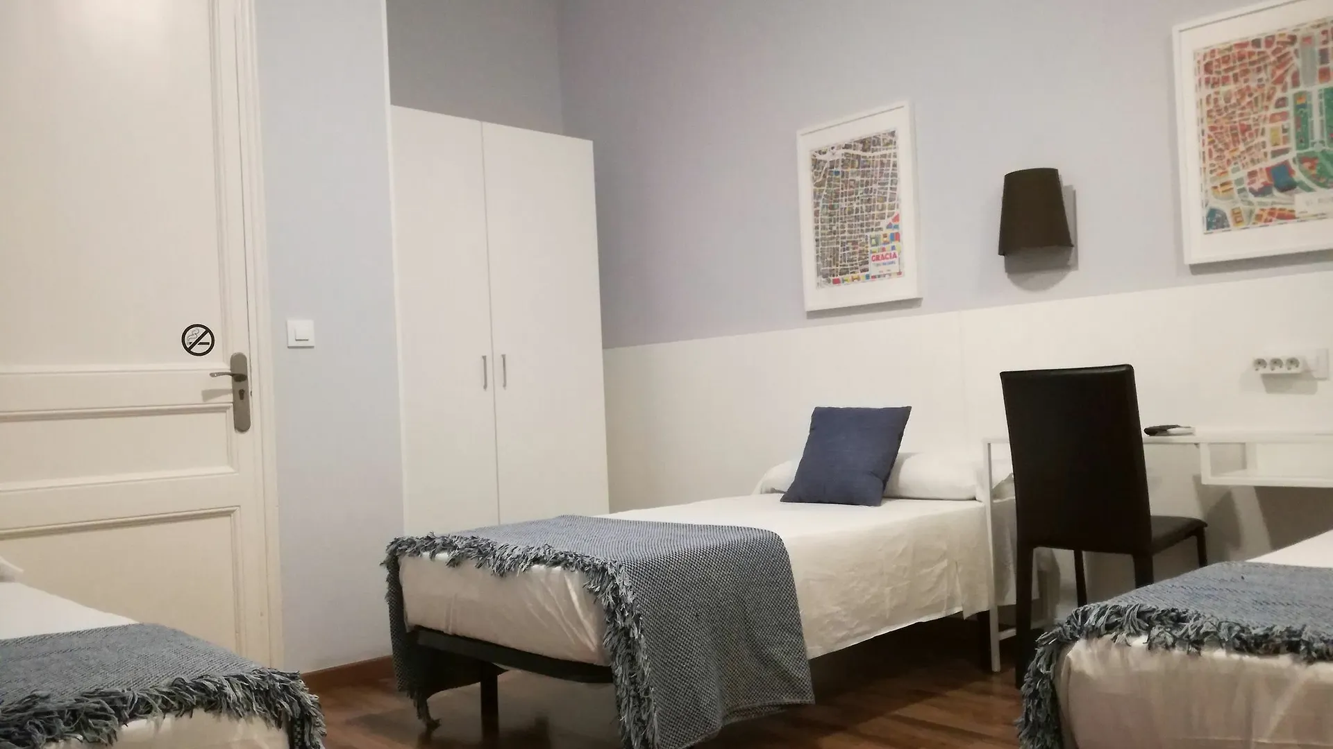 Hostal Lesseps Barcelona